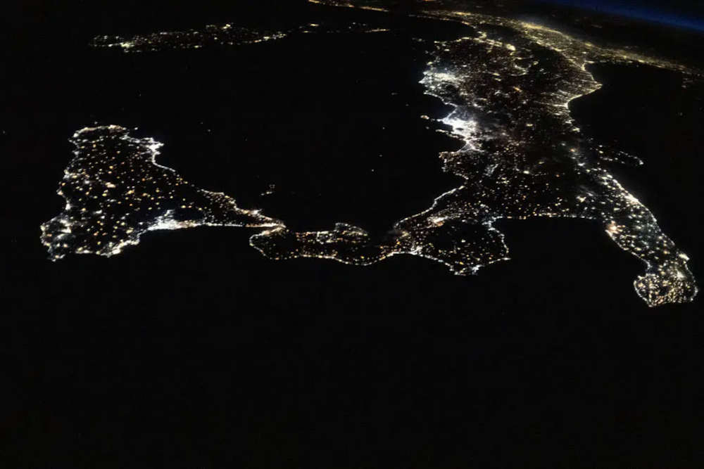 Italia Notte Iss