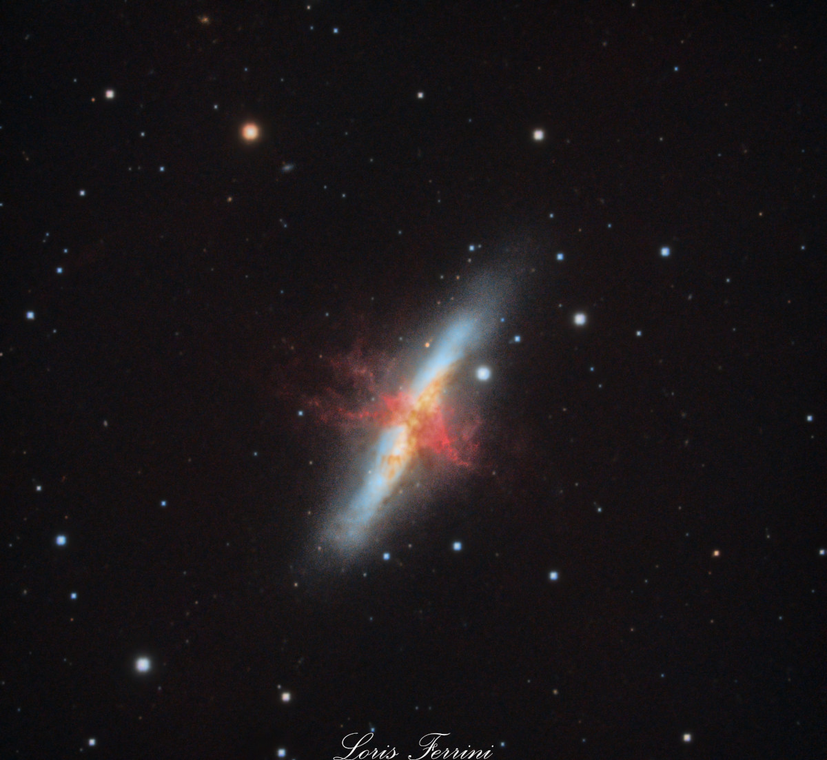 M82-galassia_sigaro-loris_ferrini