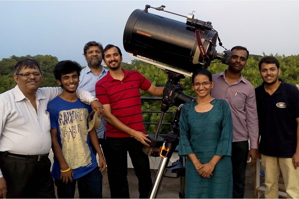 Samir-Dhurde-amateur-astronomers